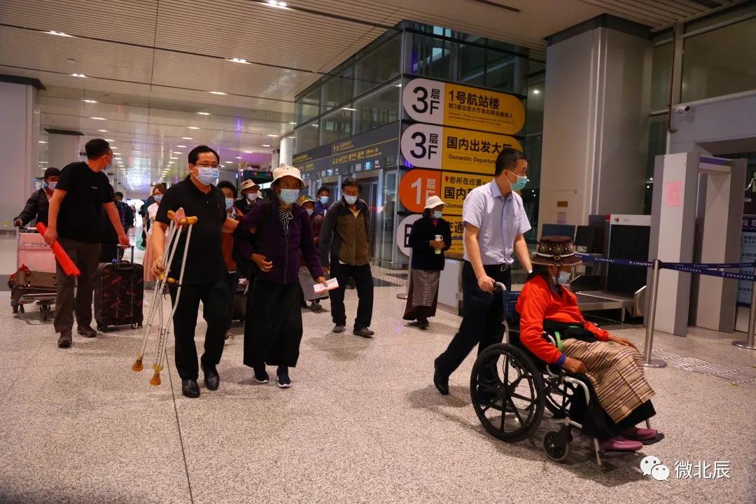 民族兄弟情深!北辰医院贴心救治*藏西**丁青县大骨节病患者~