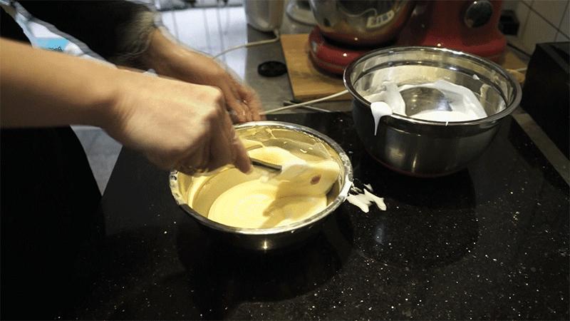 轻乳酪芝士蛋糕不开裂秘方,不回缩不塌陷轻芝士蛋糕