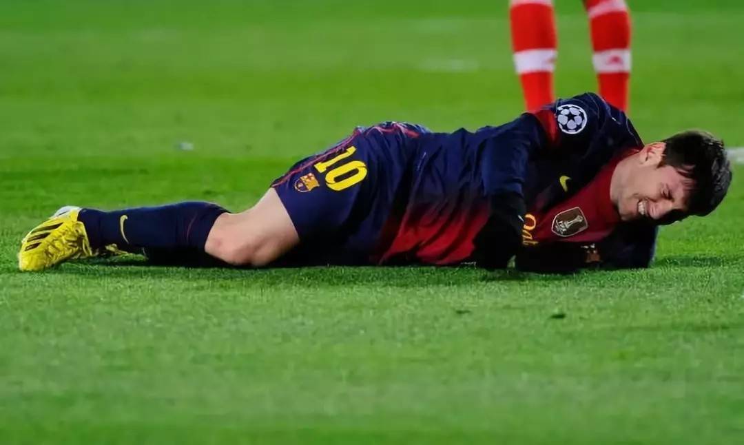 预防大腿后侧肌肉拉伤训练,预防大腿拉伤的动作