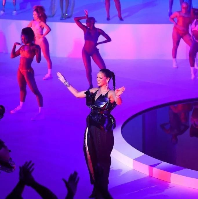 鬼鬼吴映洁牛仔裤高清写真,鬼鬼吴映洁丹宁