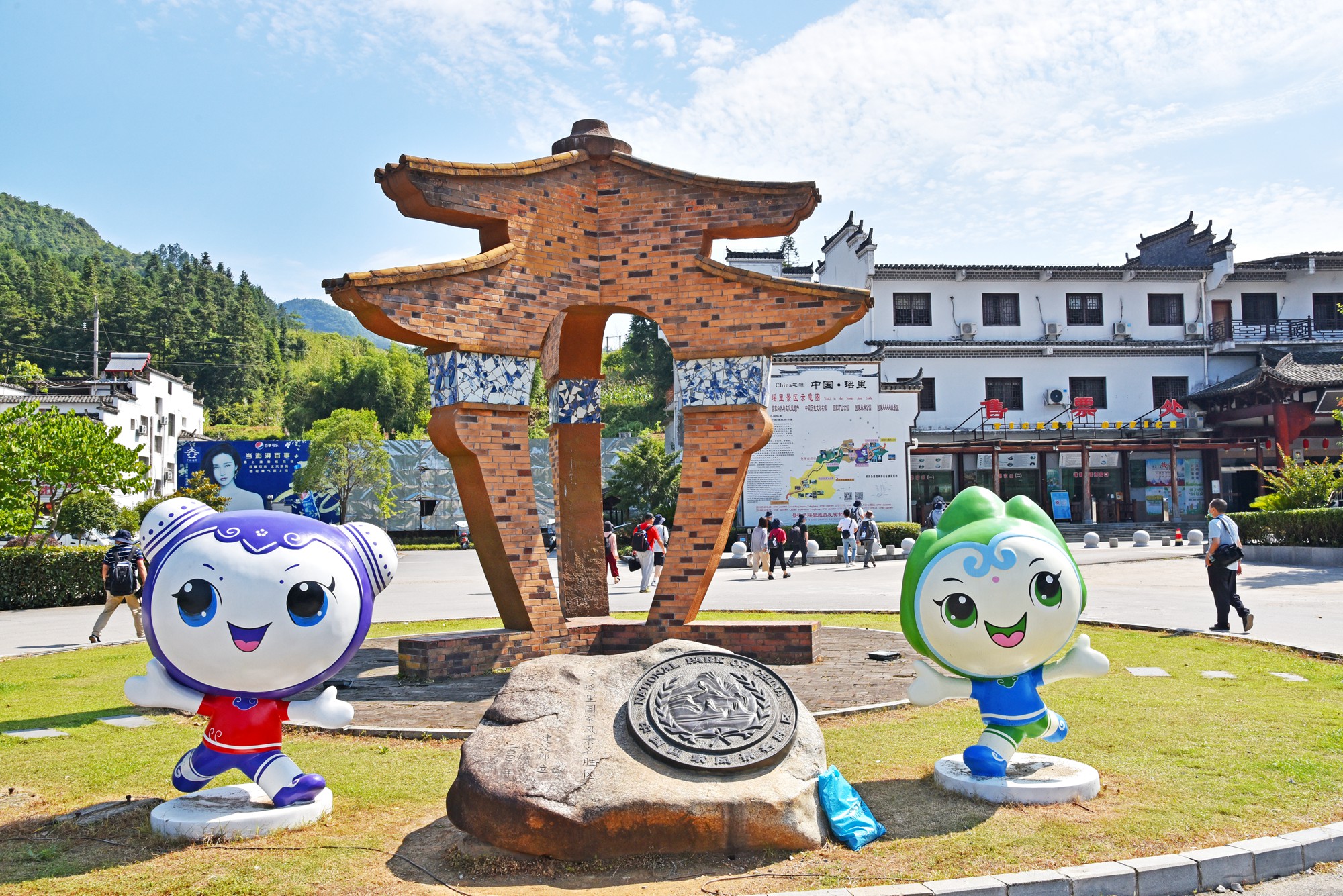 景德镇近代瓷器发展,千年瓷都景德镇有哪些瓷器