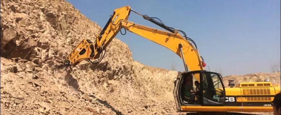 挖机破碎锤漏的是什么油,挖机缺液压油破碎锤能用吗