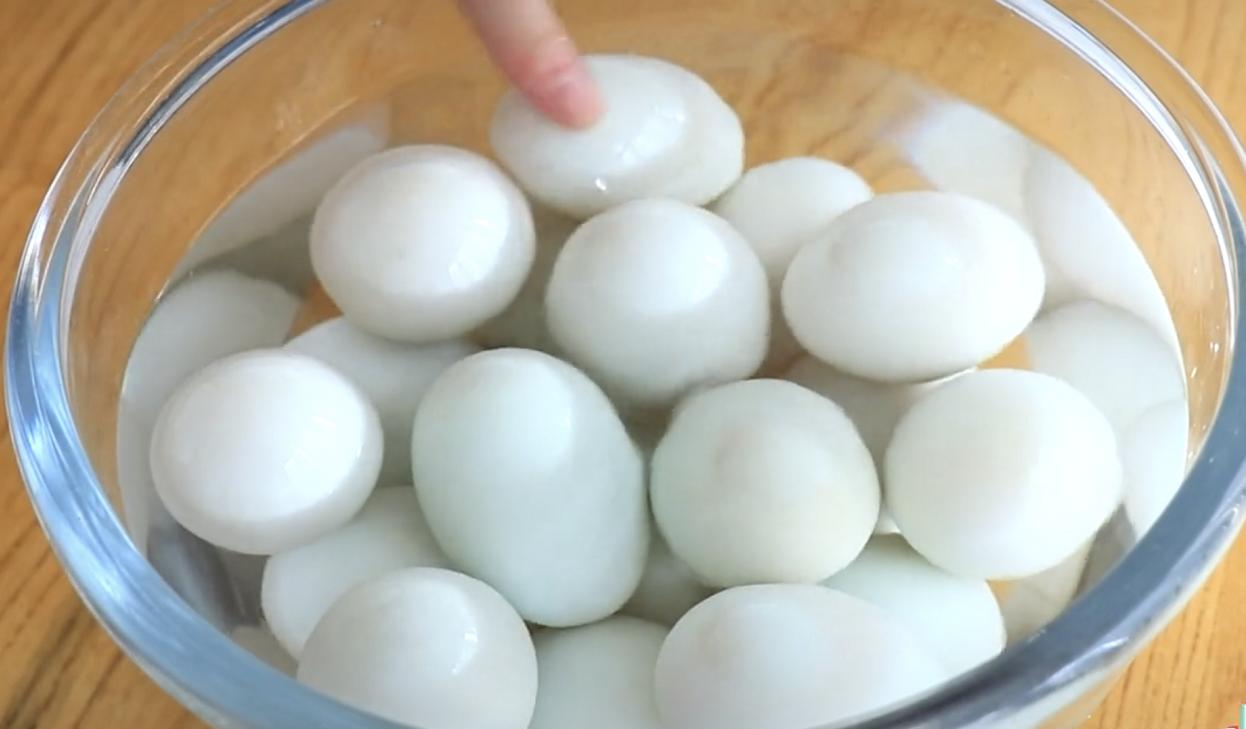 腌了10年的咸鸭蛋,腌了两年咸鸭蛋流油