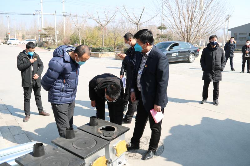 退役不褪色基层战“疫”中的军人本色——记黄堡镇*党**委书记李哲