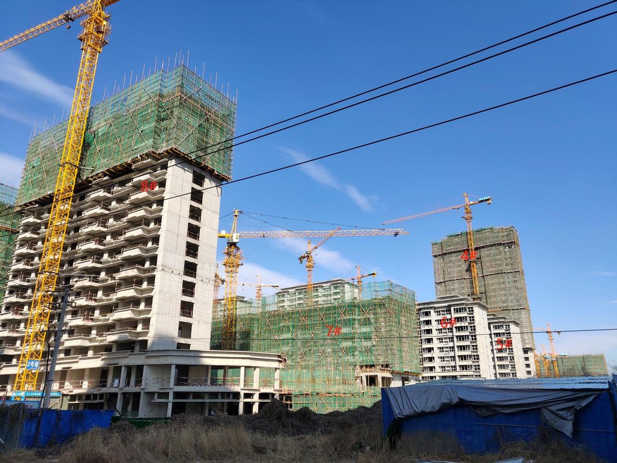 稳站东站片区头排，天鸿万象东方究竟是哪里吸引了购房者？