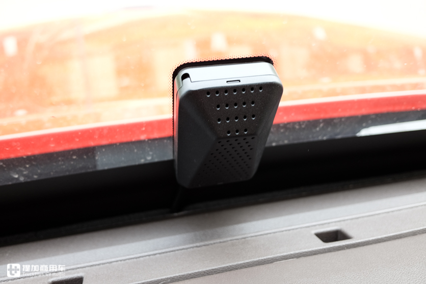 30万左右的卡车,30万国六牵引车