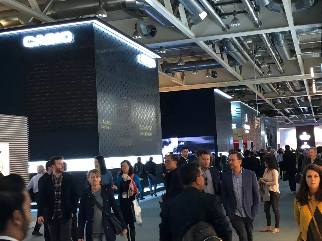 5万块的卡西欧，10万块的西铁城，30万的精工，你买吗？