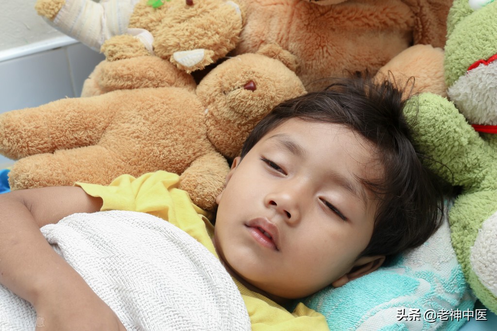 儿童感冒发烧反复需要吃消炎药吗,孩子感冒经常打针好吗