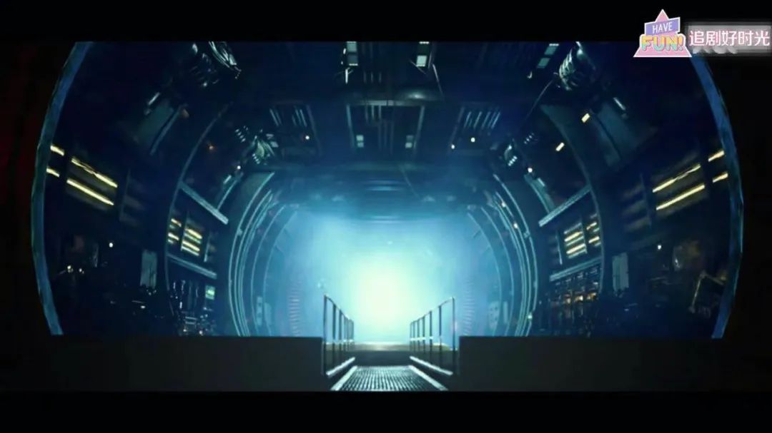 开局就坠机，曹叔这部新剧玩的就是心跳