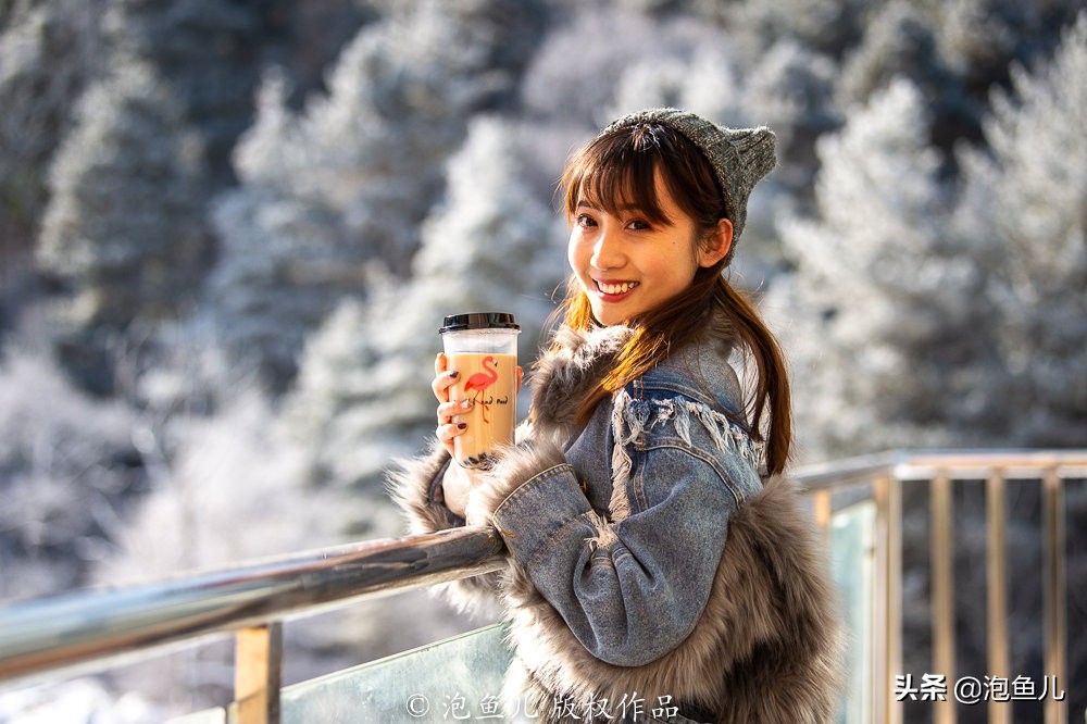 陕西秦岭发现的石头,捡石头下雪了后续