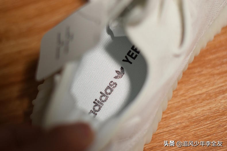 椰子350全新配色来撩 (纯白椰子350开箱)