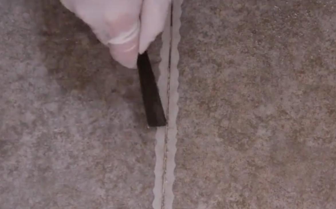 卫生间漏水怎么判断是楼上漏水,卫生间漏水不砸砖维修教程视频