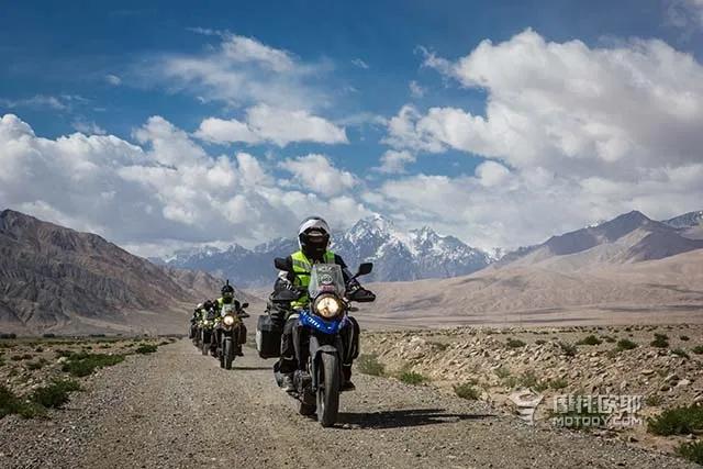 为什么说豪爵铃木DL250是入门级探险旅行车的佳选