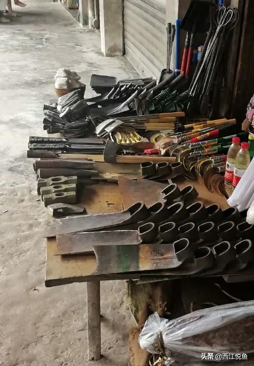 原汁原味“袖珍古镇”，人称“河边一只船”，山水清幽“小漓江”