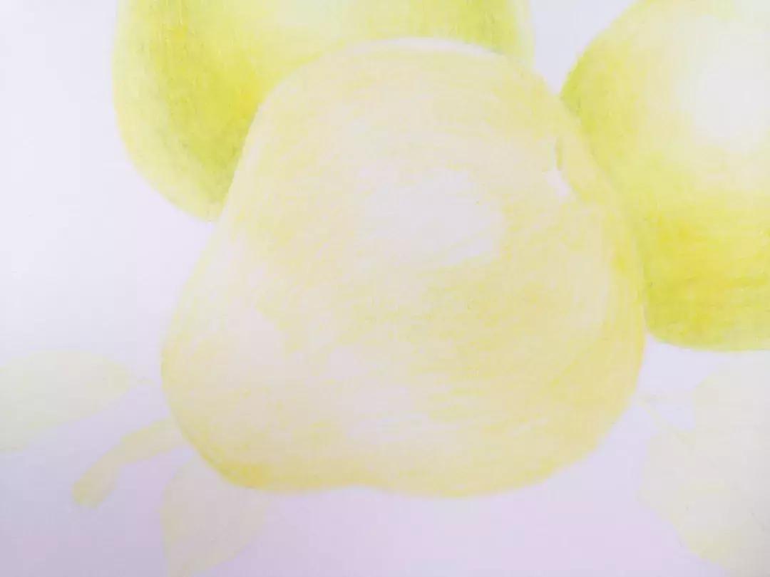 香梨彩铅画,彩铅肉肉的画法