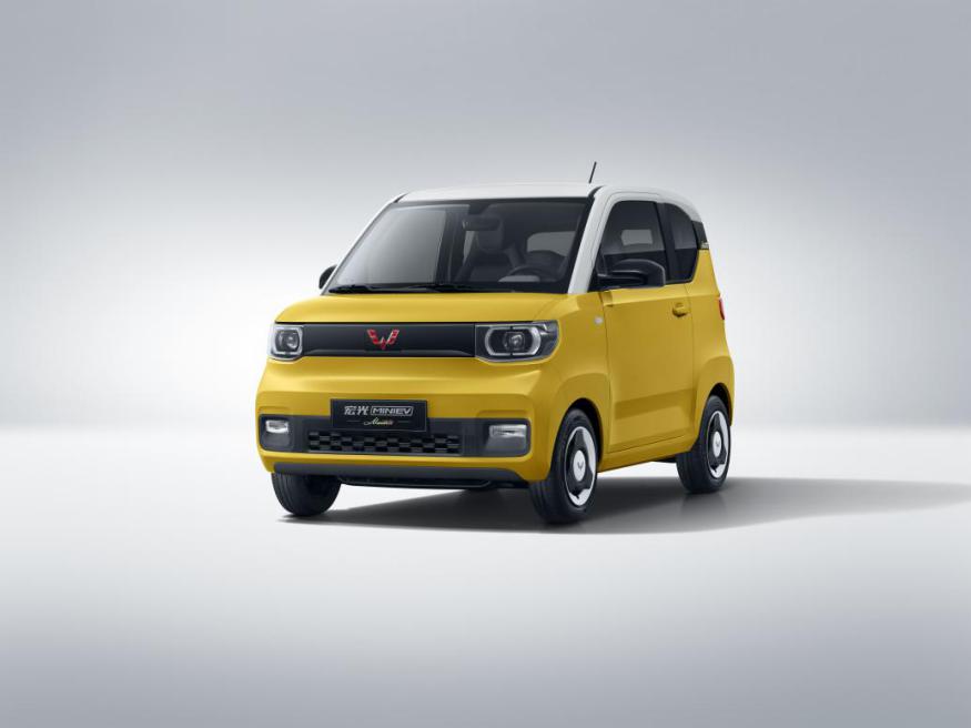 奥迪a3和坦克300怎么选,奥迪a3女神款