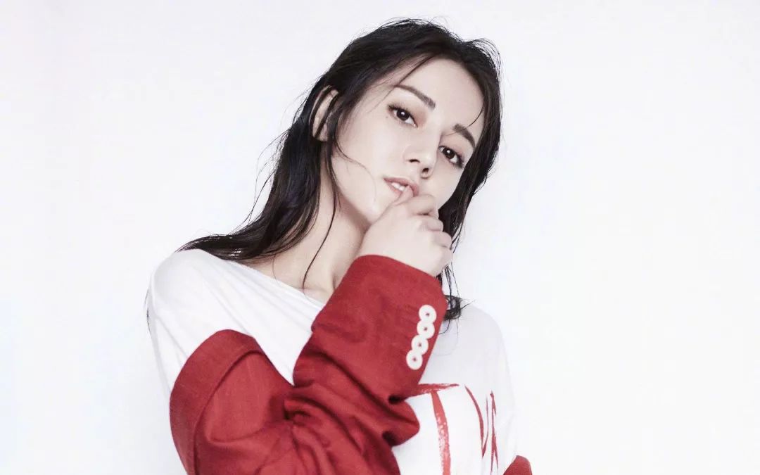 脸上长的痣有哪些是不可以取的,脸上长黑痣会影响颜值吗