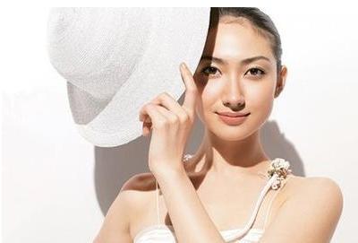 4种公认最有效的美白方法,想美白的看过来白到发光的小技巧