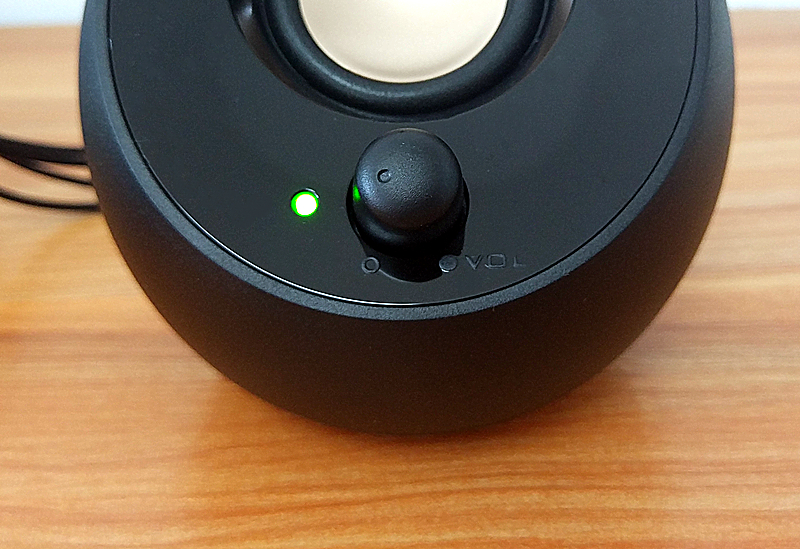 创新2.1音箱,顶级的2.0桌面音箱