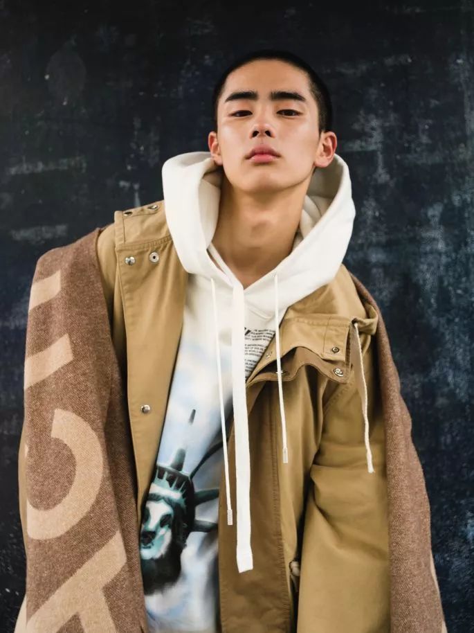 东野圭吾照片,东野圭吾