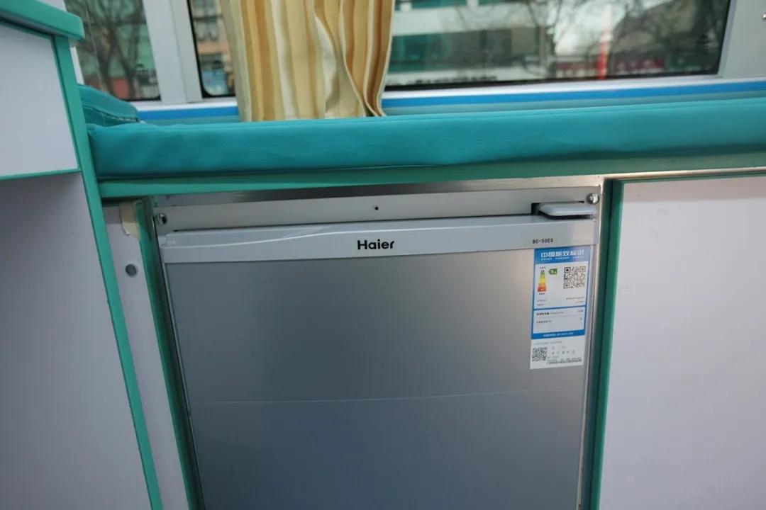 五洲观澜业主奔赴武汉，社区关怀医护业主群体，大爱无疆