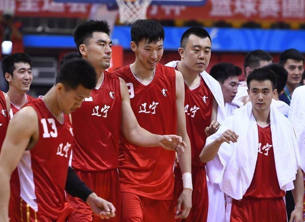 周琦26号球衣篮球明星,周琦26号能上场吗