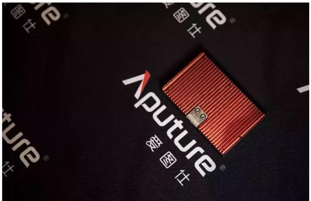 学摄影在线课程9.9元就能学,摄影课程在家自学