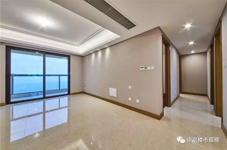 10盘迎来交付大考，实景谍照流出！这品质…