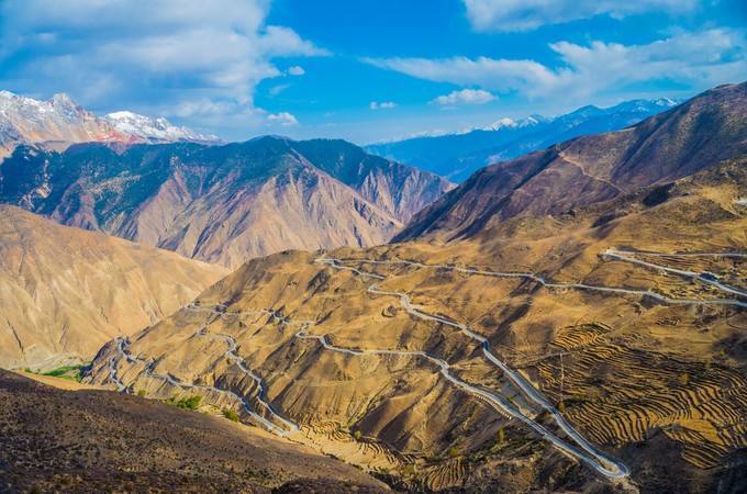 自驾游稻城亚丁攻略视频,成都到稻城亚丁自驾游最佳路线