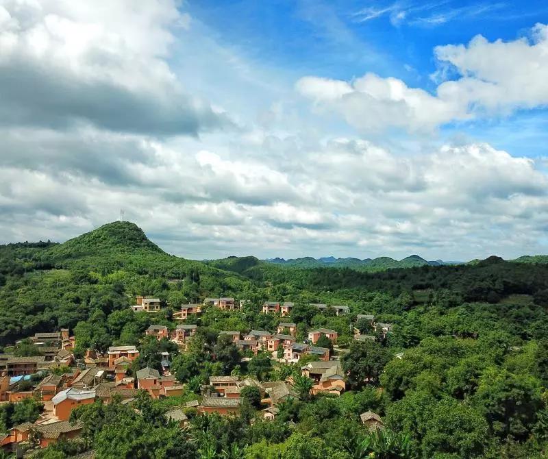 弥勒佛城在哪里,弥勒市佛城图片