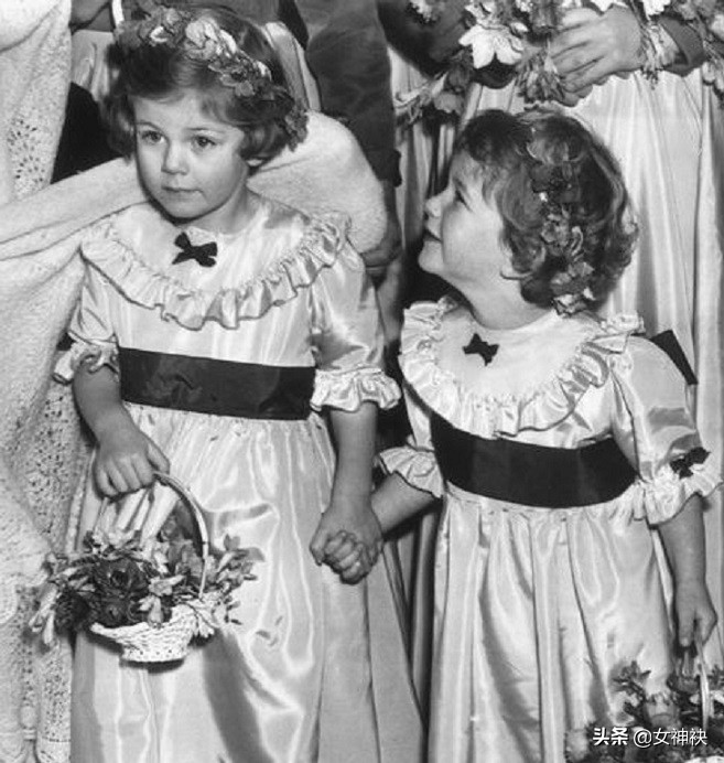 戴安娜英国王妃,戴安娜王妃为什么被捧得那么高