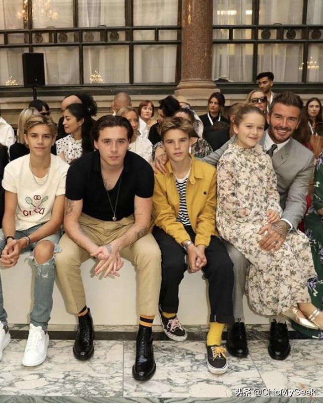 哈珀塞文贝克汉姆妈妈的时尚单品 (贝克汉姆大女儿穿衣风格)