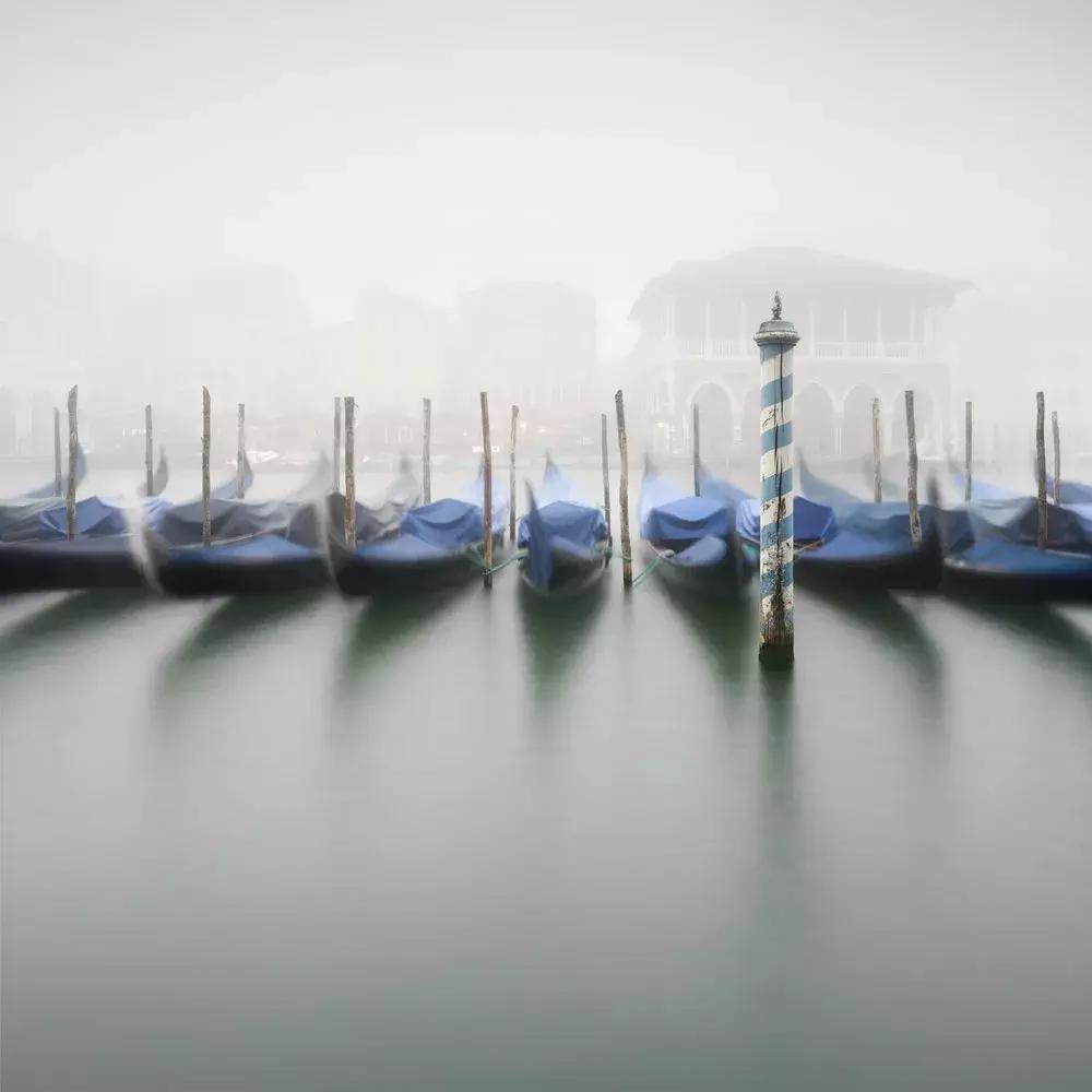 阴雨天怎么拍风景视频,下雨天如何拍出氛围感大片