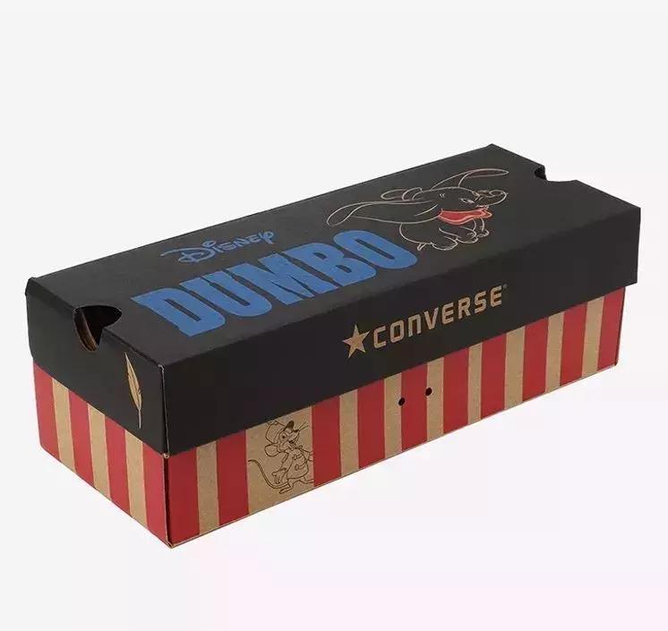 匡威米奇联名的一双鞋,匡威和米奇联名