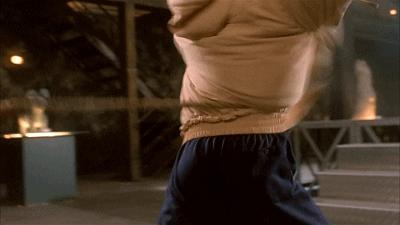 谢苗和武术冠军打戏忘招往后跑,谢苗成年打戏