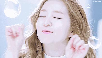 给肌肤补充满满的胶原蛋白,年轻的肌肤状态