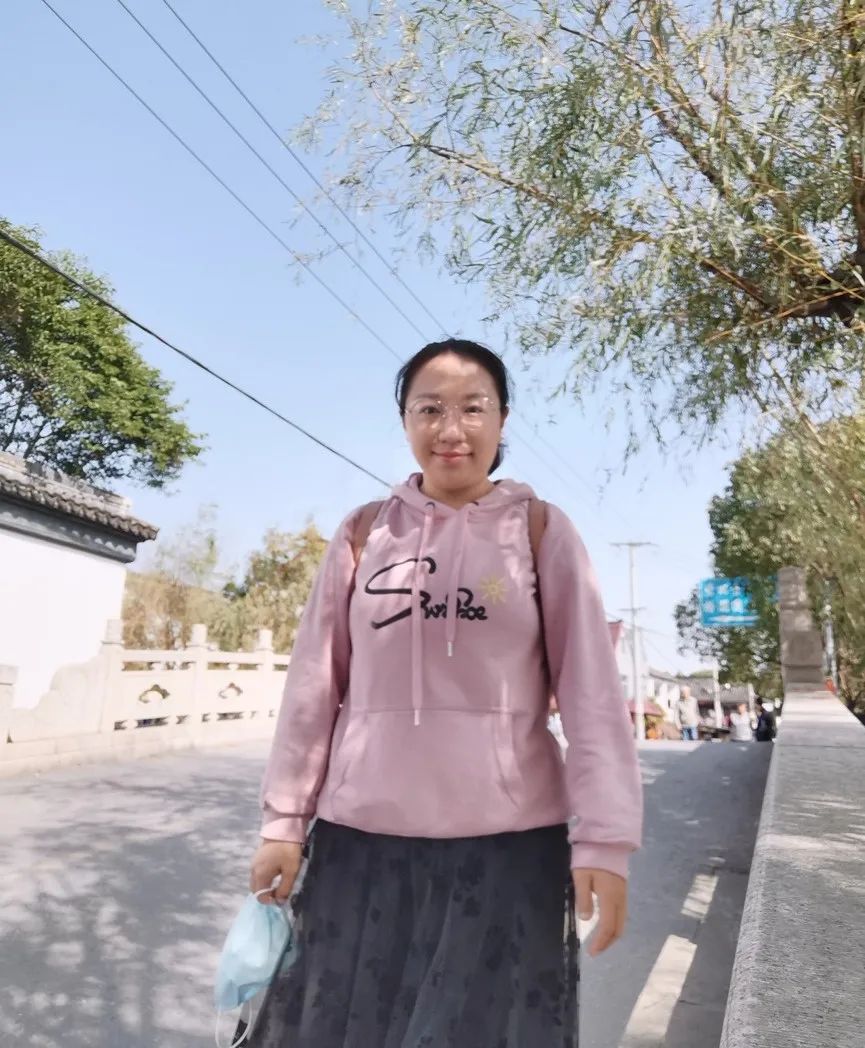 恒生银行小姐姐,恒生珠宝小姐姐日常生活