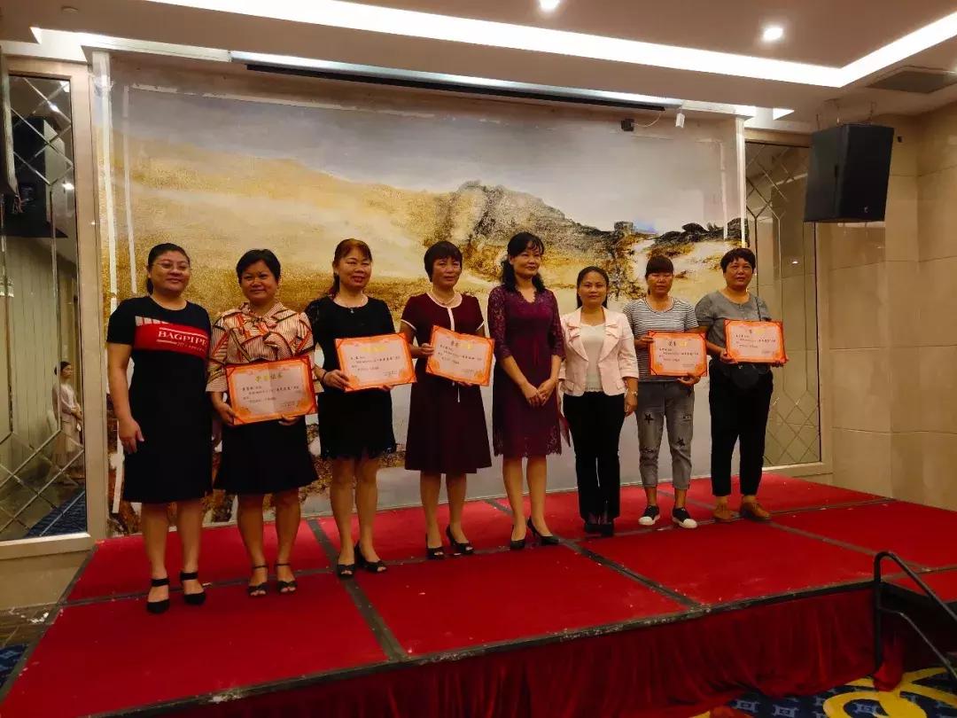 社区开展最美家庭最美儿媳评选,最美家庭最美婆媳评选文件