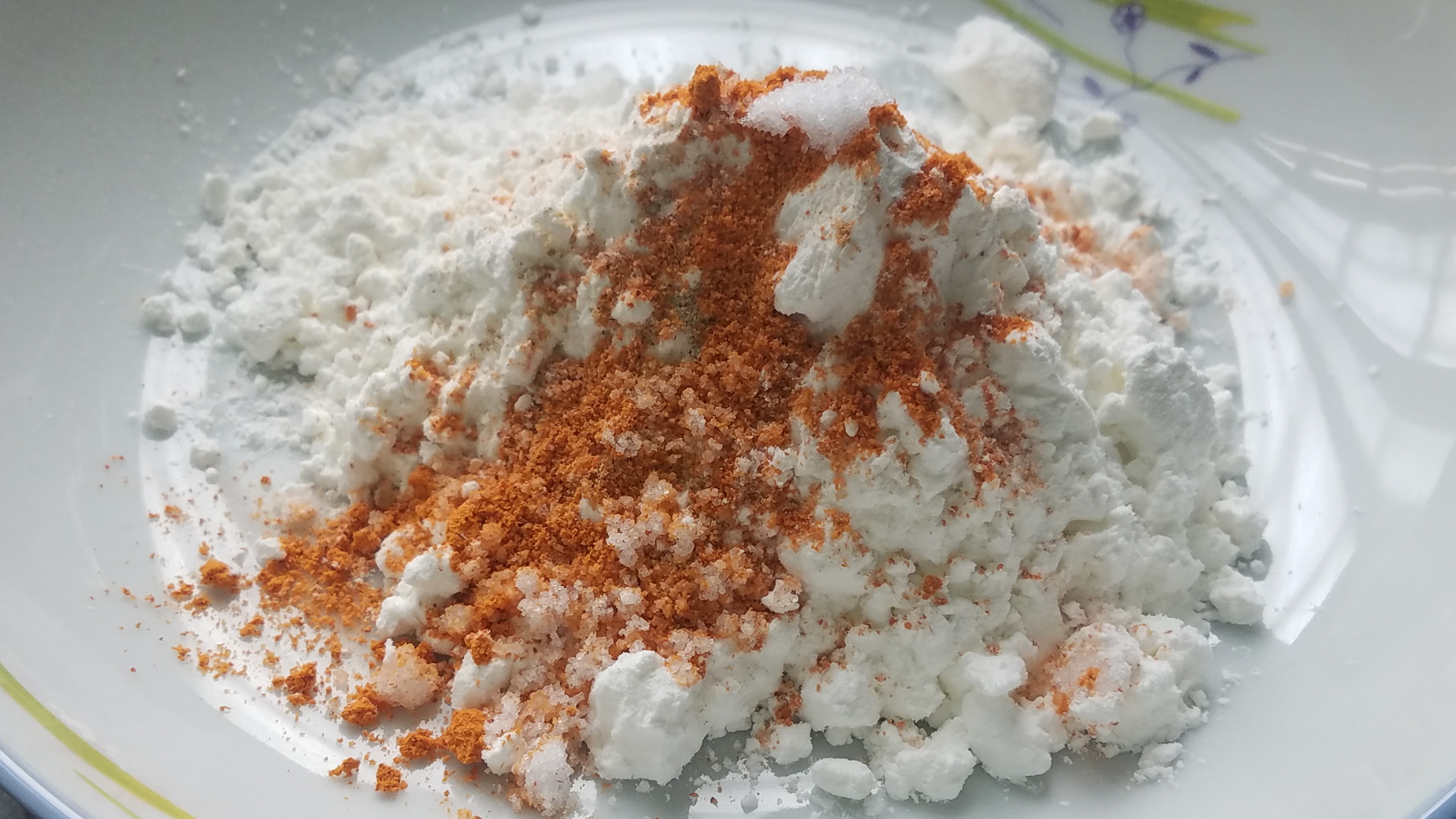 如何做卤香味瑞士鸡翅,辣盐鸡翅香味扑鼻而且做法也简单