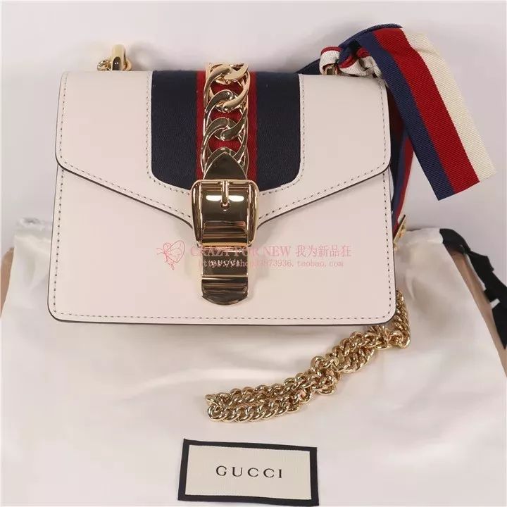 它是近半年最值得剁手的新包！C4N带来第一眼就爱上的包包