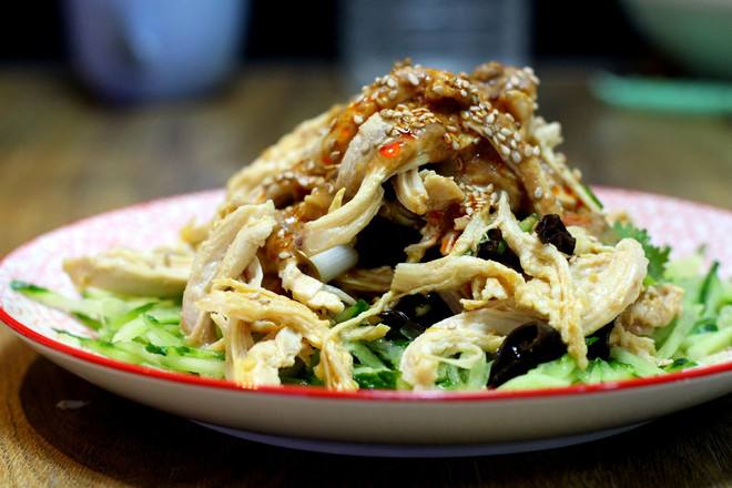 夏季补气血的减脂餐,减脂鸡丝凉拌菜