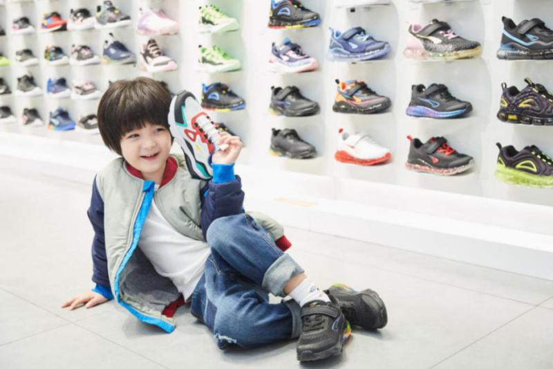 秋季运动会鞋子,儿童运动会穿什么鞋