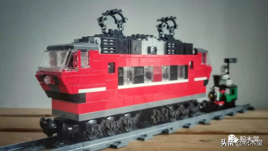 乐*官高**方套内moc最多的一款10183