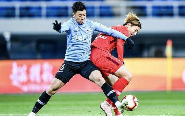 大连一方1:5天津天海，送深圳降级，赛后贝尼特斯一番话引人深思