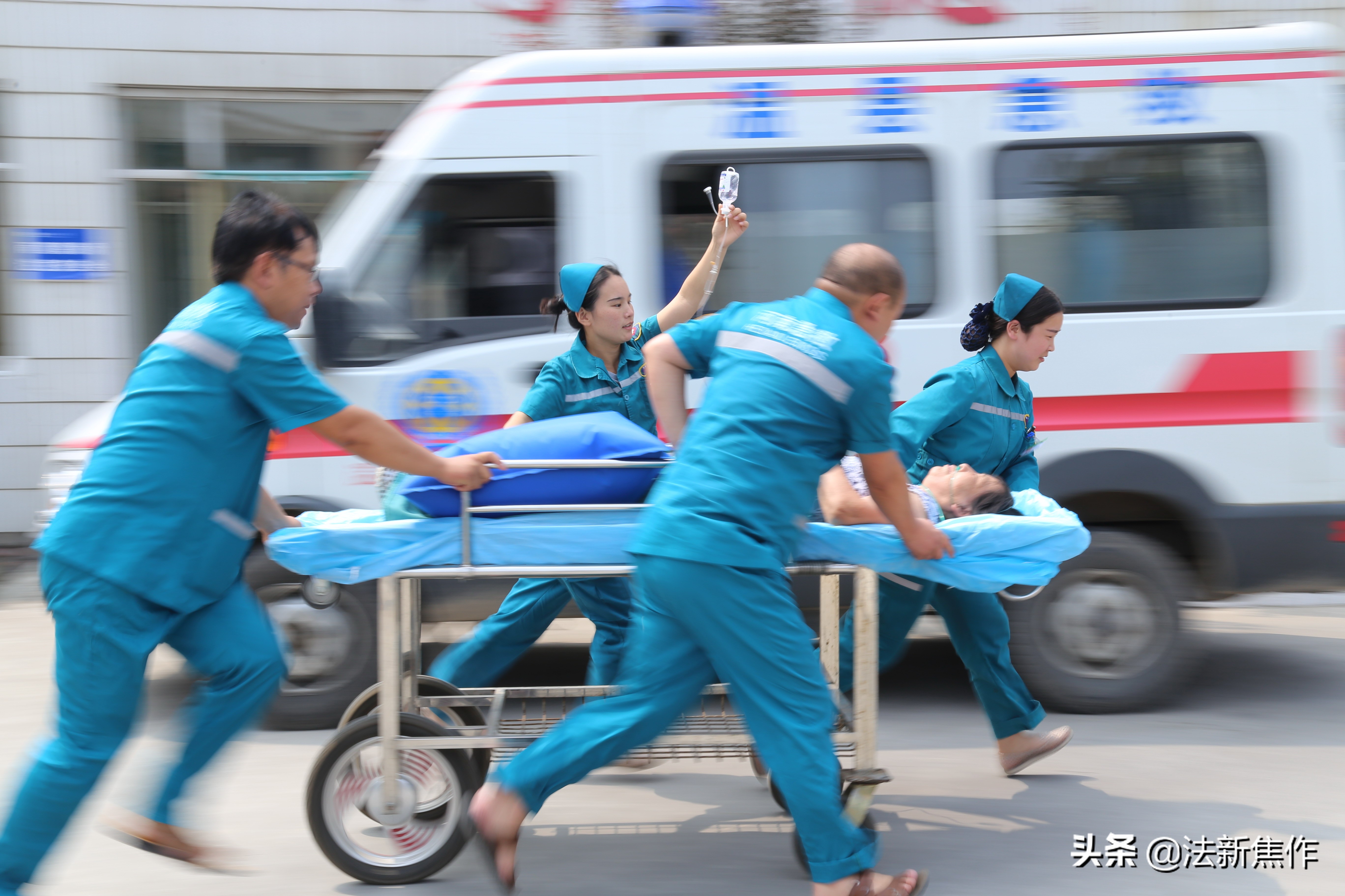 建党百年感人诗歌,献礼建党百年诗