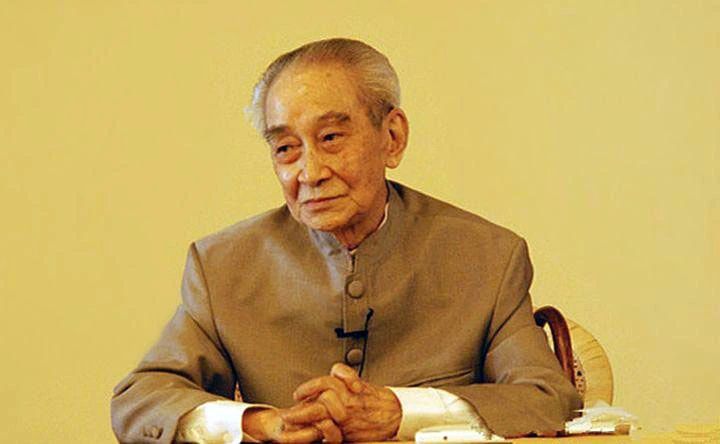 南怀瑾怎么对待诋毁自己的人,南怀瑾谈欺负你的人