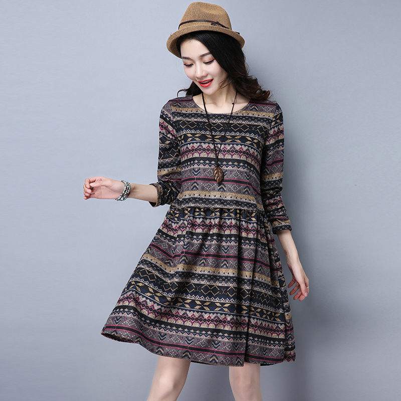 文艺复古连衣裙，让妈妈年轻漂亮有风韵