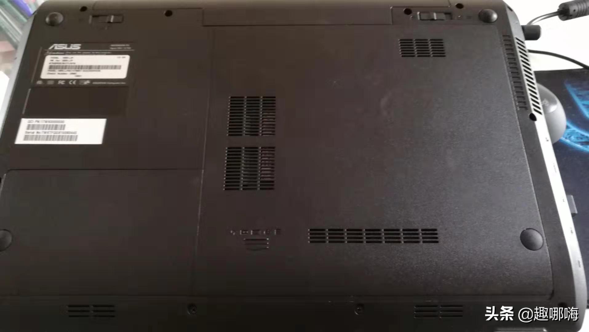 华硕笔记本fl8000u怎么拆后盖,华硕笔记本x45v后盖怎么拆机教程