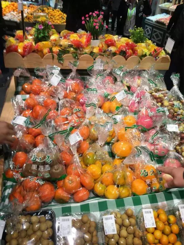 中国零售CIO俱乐部走进好邻居、华冠考察交流暨华为用户大会召开