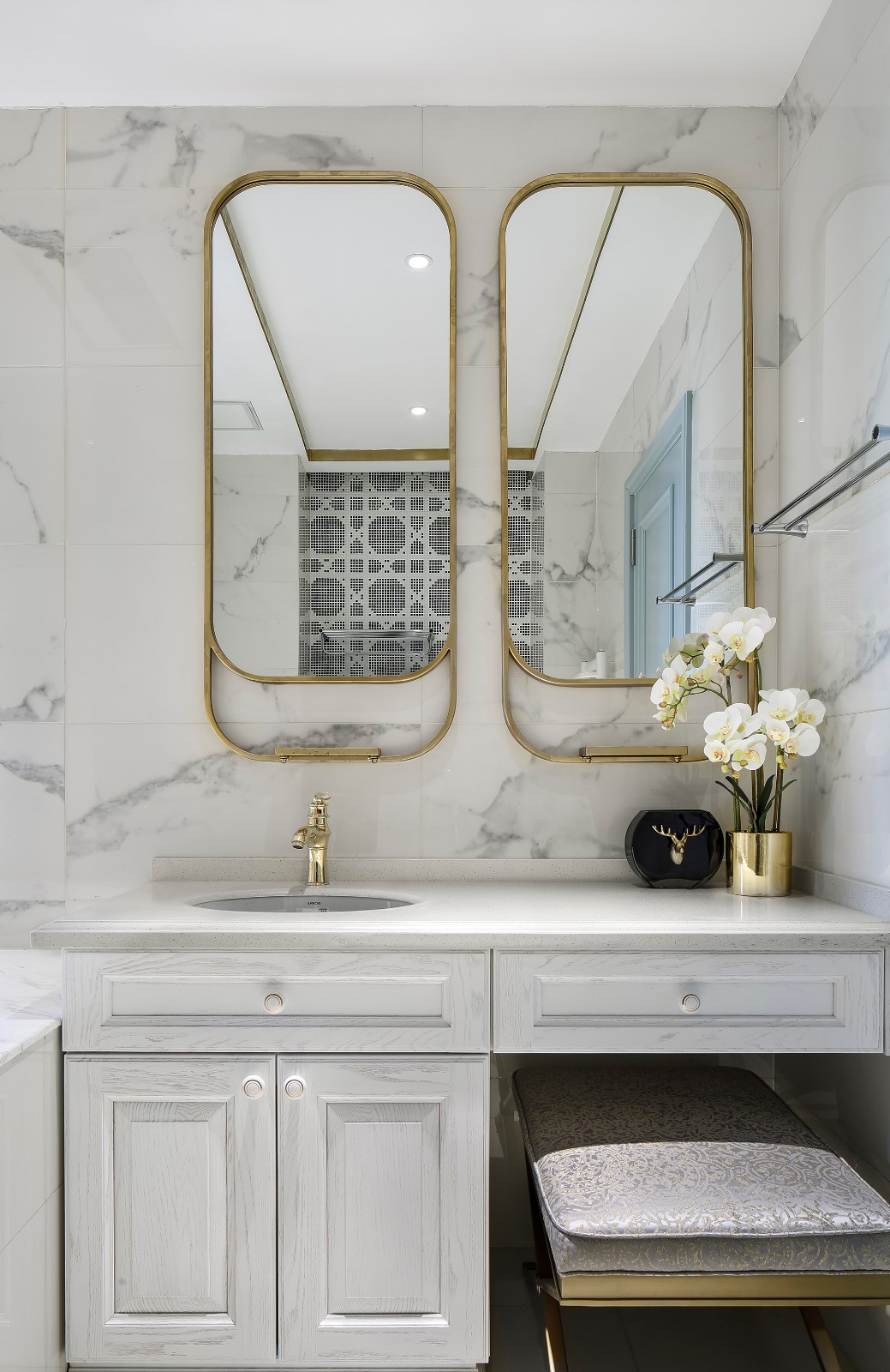 1814平米轻奢设计,146平米轻奢设计